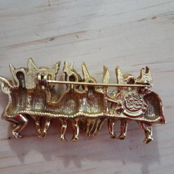 Edgar Berebi 6 Angels in a row pin - Picture 2 of 3